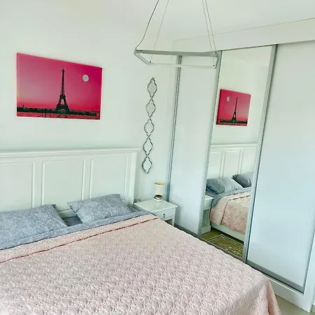 Fully Furnished In Great Residential Complex